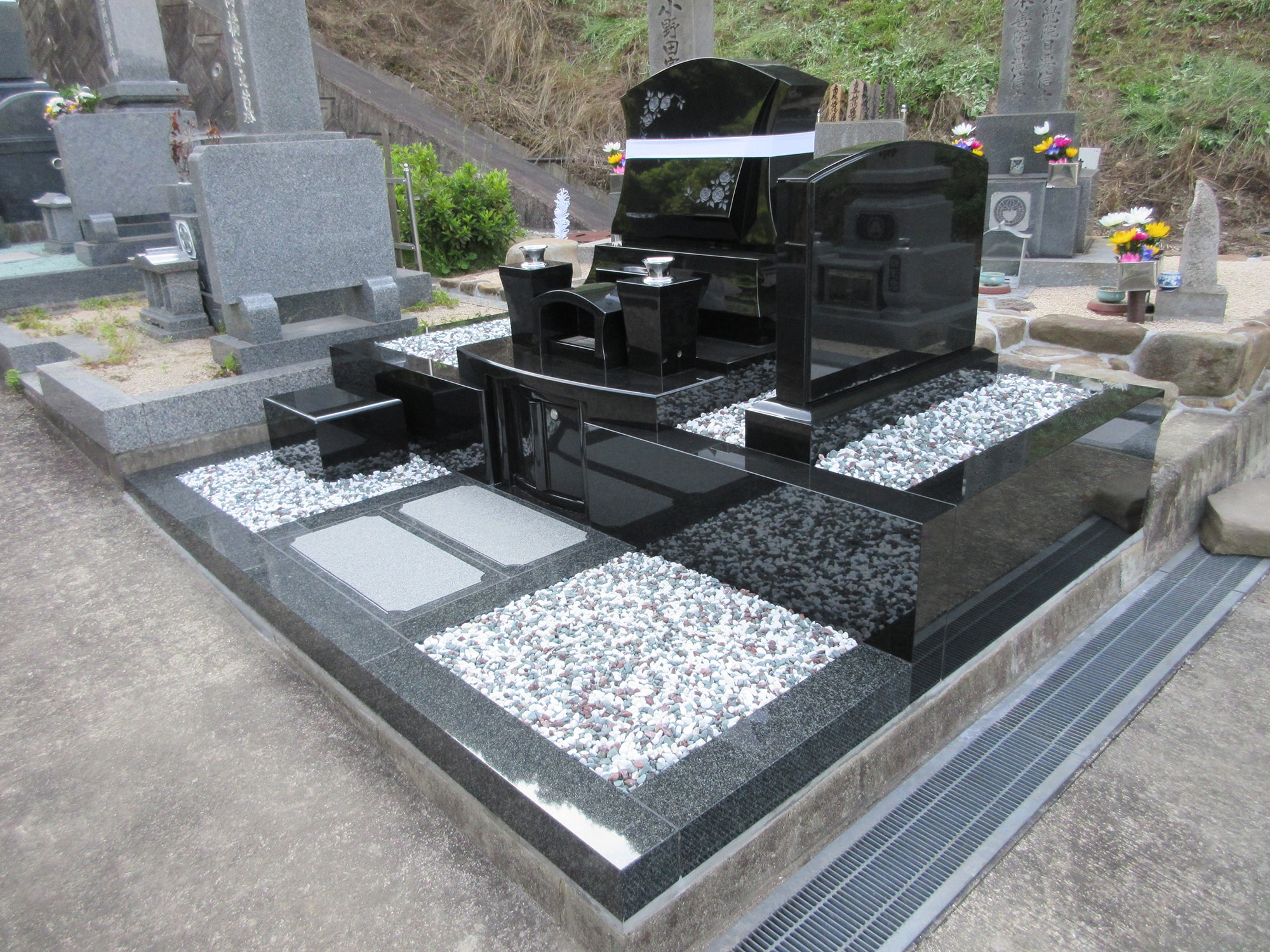 水川家の墓